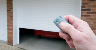 Купить автоматику для рулонных ворот Белая Калитва, цена от 2701 руб.
