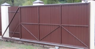 Купить откатные ворота из профнастила Белая Калитва, цена от 1733 руб.